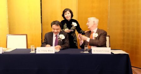 梅桥莲女士获得2015年亚洲Nikkei奖