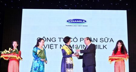 2014年Vinamilk荣获越南食品黄金品牌奖（*）